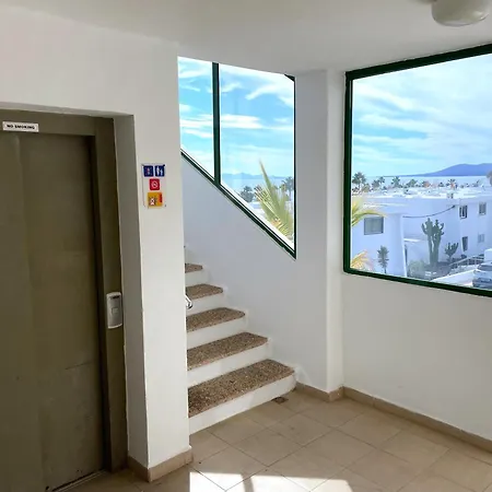 Apartment Floor Ocean Views Lanzamar - Renovated Gem With A Sunny, Private Terrace & Elevator & Pool - *