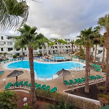 Floor Ocean Views Lanzamar - Renovated Gem With A Sunny, Private Terrace & Elevator & Pool - Апартаменти